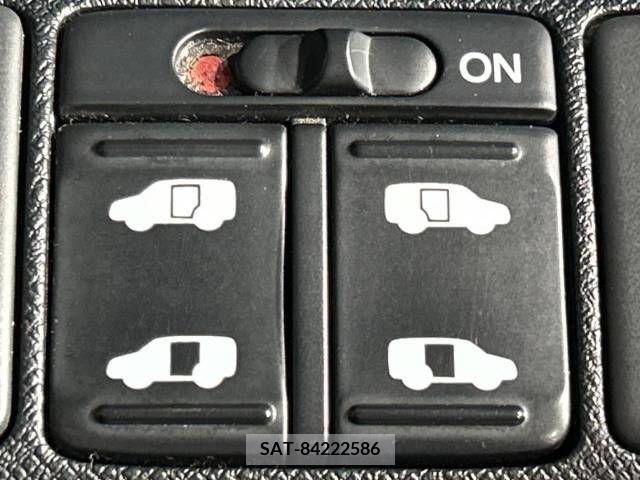 Honda e 2013-09 378293-3
