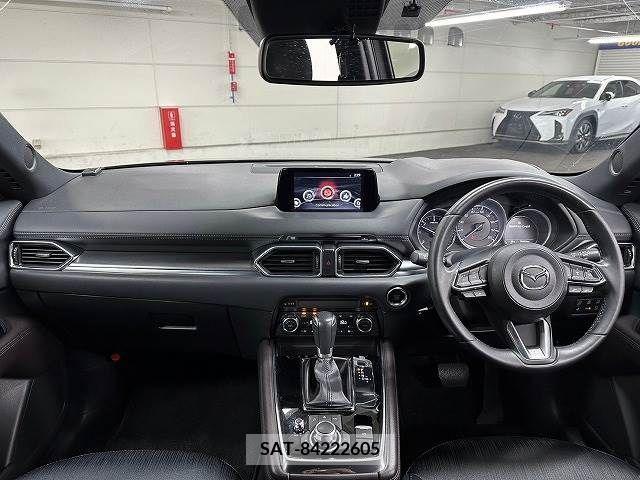 Mazda CX-8 2018-09 209865-1