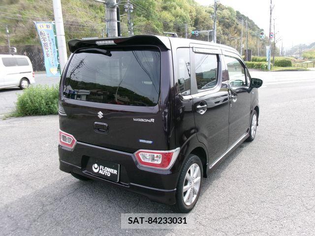 Suzuki WAGON R 2021-08 238214-2