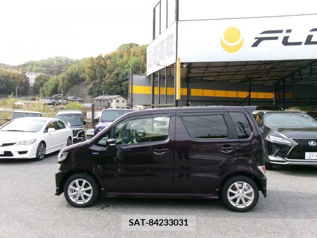Suzuki WAGON R 2021-08 238214-11