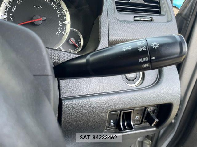 Suzuki SWIFT 2014-11 328657-27
