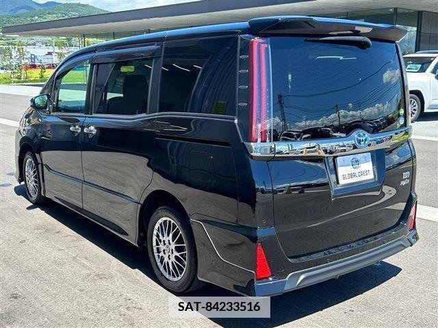 Toyota NOAH 2020-07 345510-6