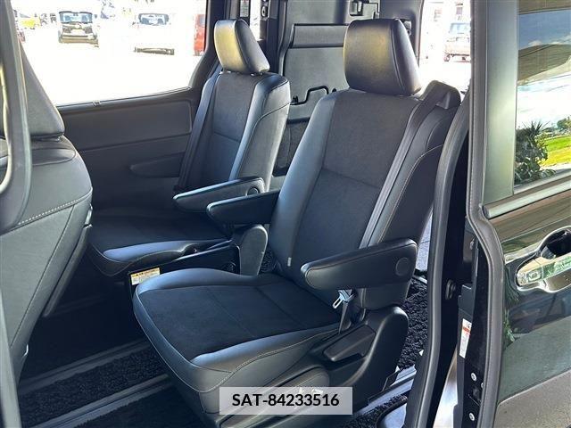 Toyota NOAH 2020-07 345510-12