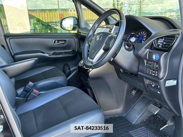 Toyota NOAH 2020-07 345510-10