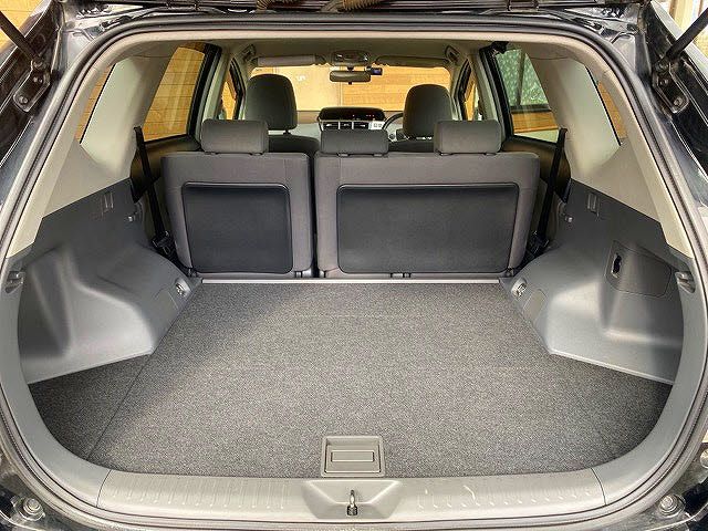 Toyota PRIUS ALPHA 2012-03 181307-20