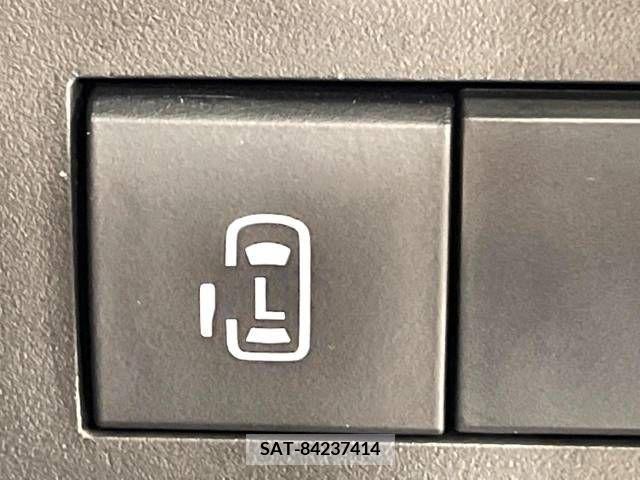 Suzuki SOLIO 2023-02 368390-5