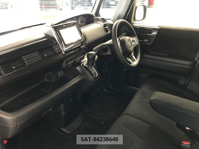 Honda N BOX CUSTOM 2018-11 392754-11