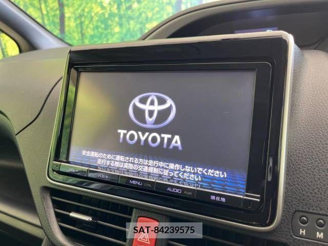 Toyota VOXY 2015-01 330587-2