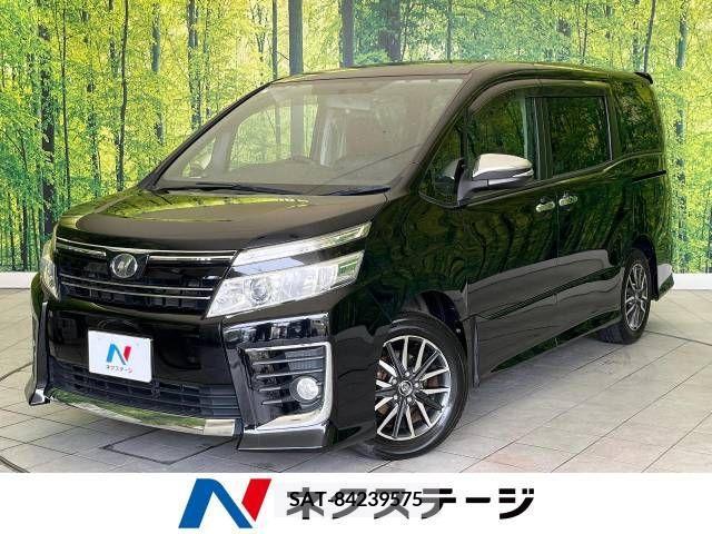 Toyota VOXY 2015-01 330587-0