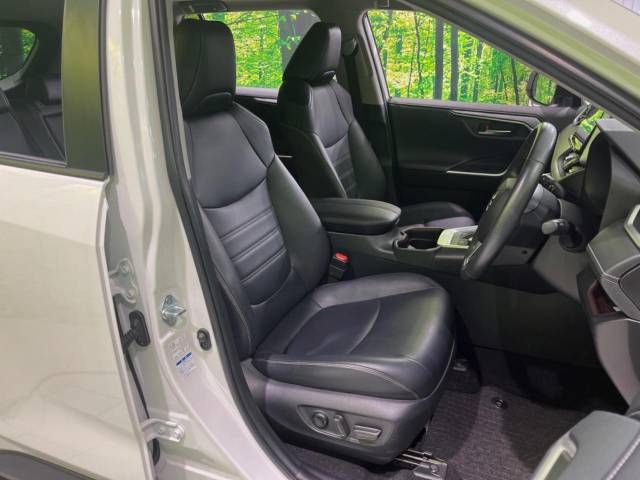 Toyota RAV4 2020-01 12402-8