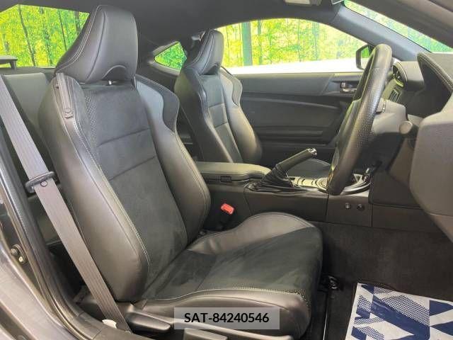 Toyota 86 2021-03 321233-8