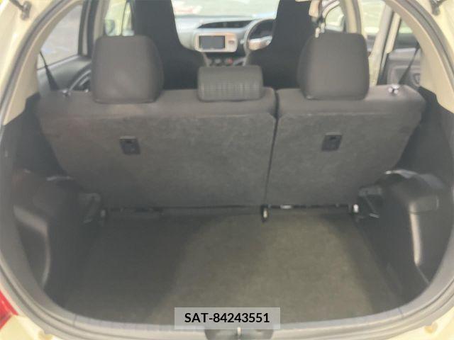 Toyota VITZ 2015-08 288613-25