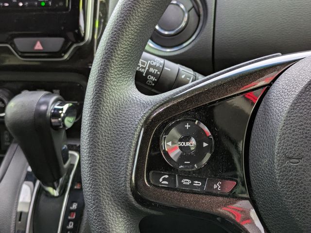 Honda N BOX CUSTOM 2017-10 18650-8