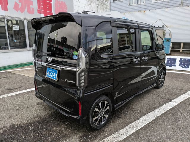 Honda N BOX CUSTOM 2017-10 18650-1