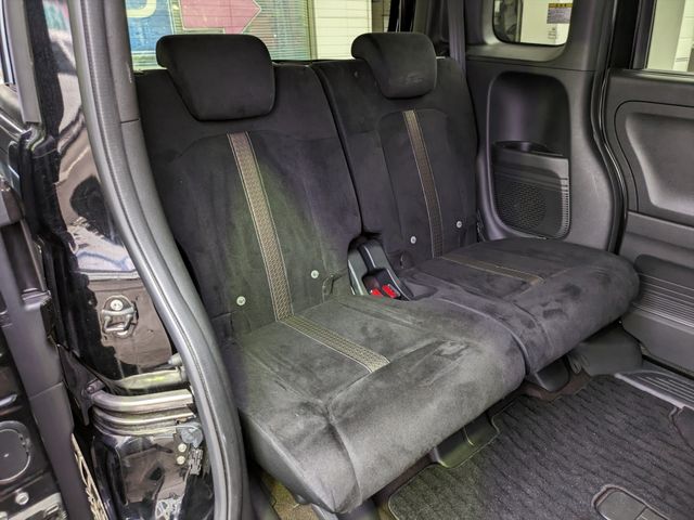 Honda N BOX CUSTOM 2017-10 18650-3