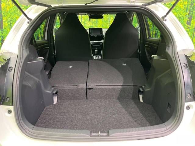 Toyota YARIS 2021-04 194779-10