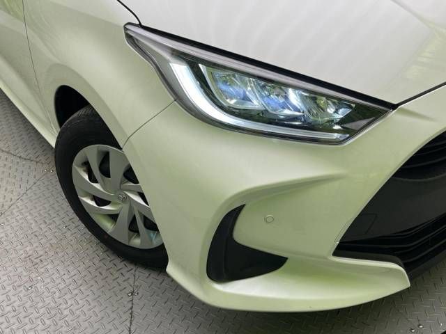 Toyota YARIS 2021-04 194779-12