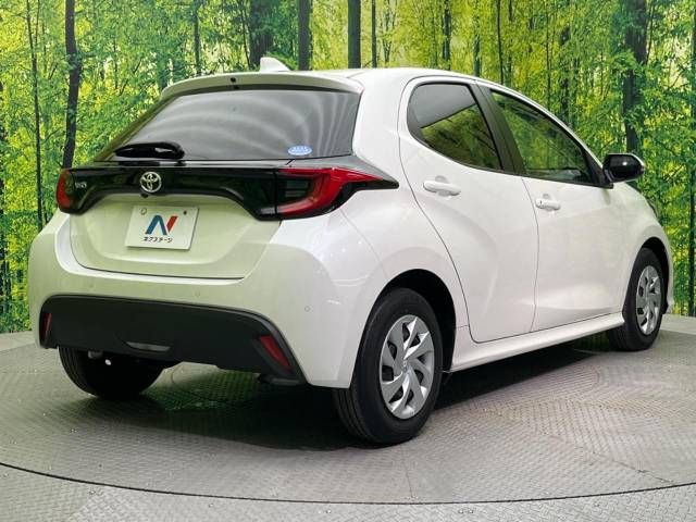 Toyota YARIS 2021-04 194779-17
