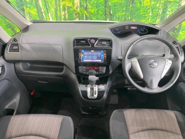 Nissan SERENA 2015-05 182763-1