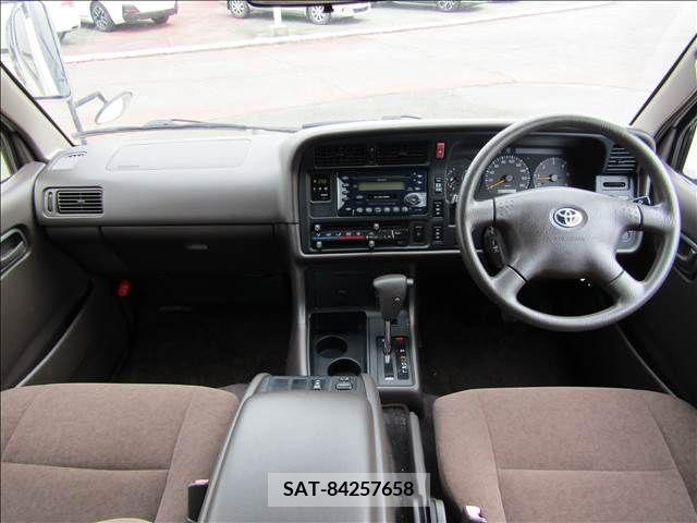 Toyota HIACE WAGON 2001-02 228953-1