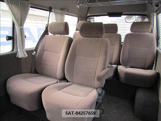 Toyota HIACE WAGON 2001-02 228953-16