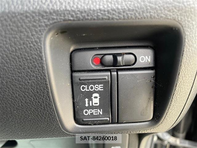 Honda N BOX CUSTOM 2017-09 231338-16