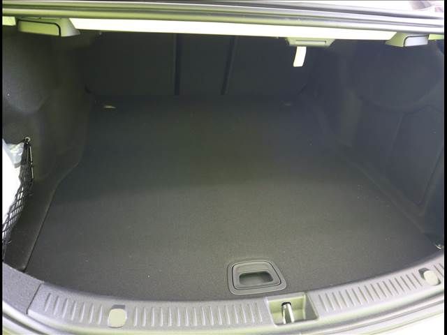 Mercedes Benz E-CLASS 2020-11 2546-27