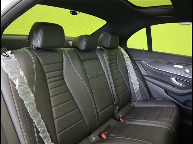 Mercedes Benz E-CLASS 2020-11 2546-26