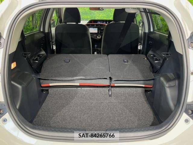 Toyota AQUA 2015-10 395675-10