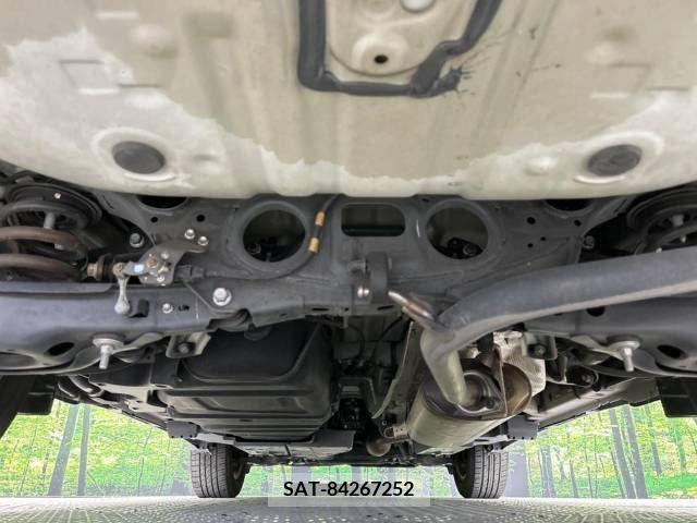 Toyota HARRIER 2016-09 391158-19