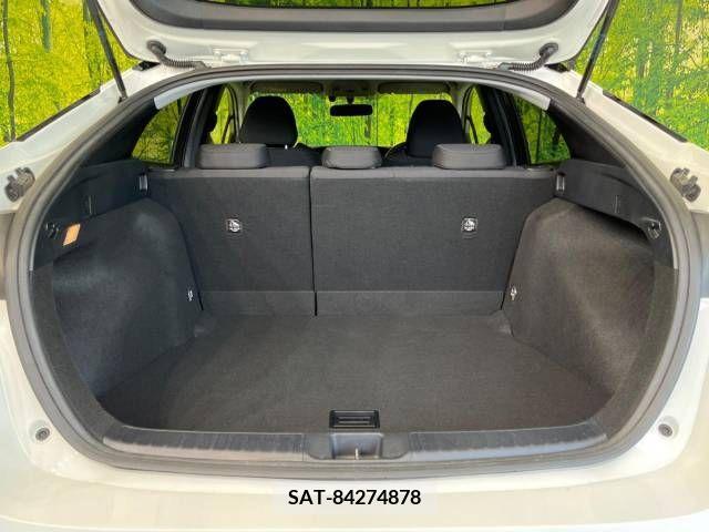 Toyota PRIUS 2016-04 241770-10