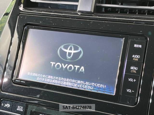 Toyota PRIUS 2016-04 241770-2