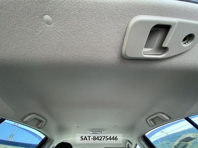 Toyota AQUA 2017-07 260386-15