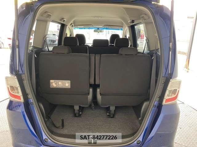 Honda FREED 2012-09 327722-9