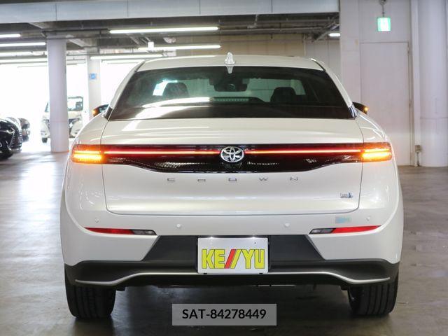 Toyota CROWN 2022-10 208462-5