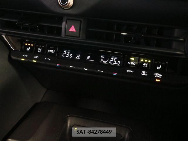 Toyota CROWN 2022-10 208462-17