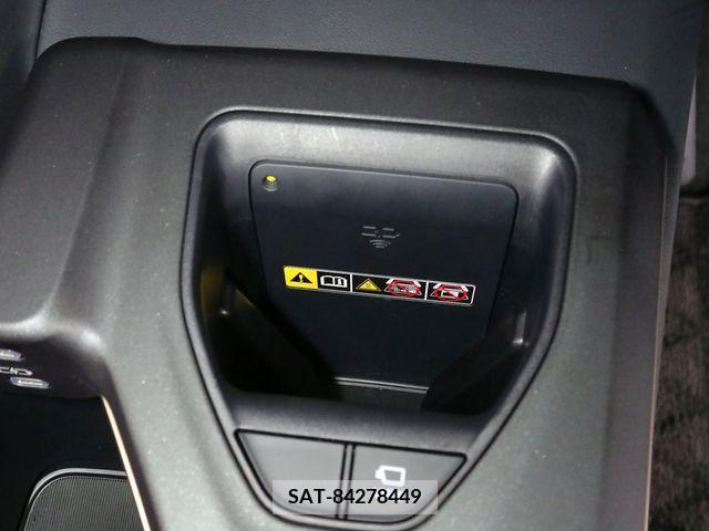 Toyota CROWN 2022-10 208462-19