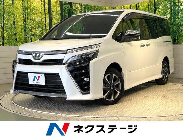 Toyota VOXY 2018-01 23047-0