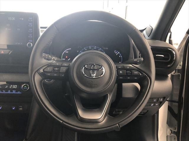 Toyota YARIS CROSS 2022-12 189928-22