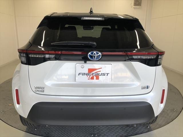 Toyota YARIS CROSS 2022-12 189928-5
