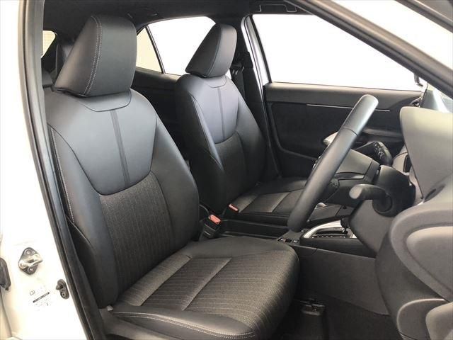 Toyota YARIS CROSS 2022-12 189928-17