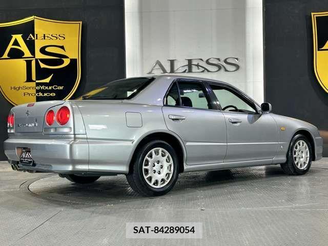 Nissan SKYLINE 1999-09 285264-1