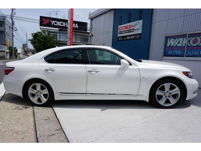 Lexus LS 2008-03 8547-15