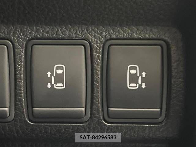 Nissan ELGRAND 2015-06 268504-6