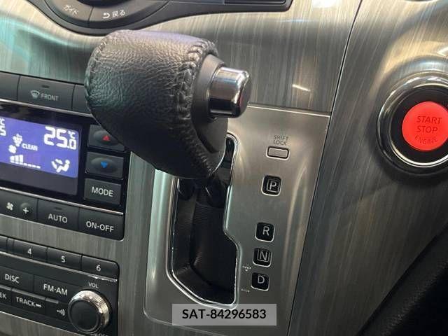 Nissan ELGRAND 2015-06 268504-19
