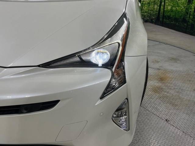 Toyota PRIUS 2018-09 10201-12