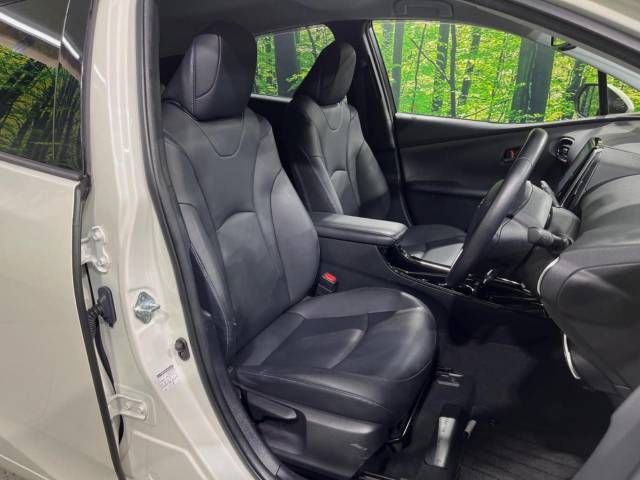 Toyota PRIUS 2018-09 10201-8