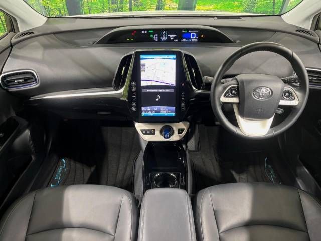 Toyota PRIUS 2018-09 10201-1