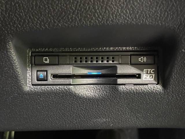 Toyota PRIUS 2018-09 10201-6
