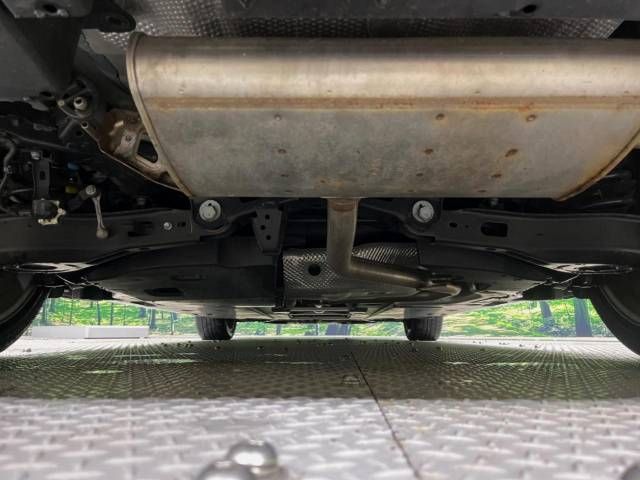 Toyota PRIUS 2018-09 10201-19